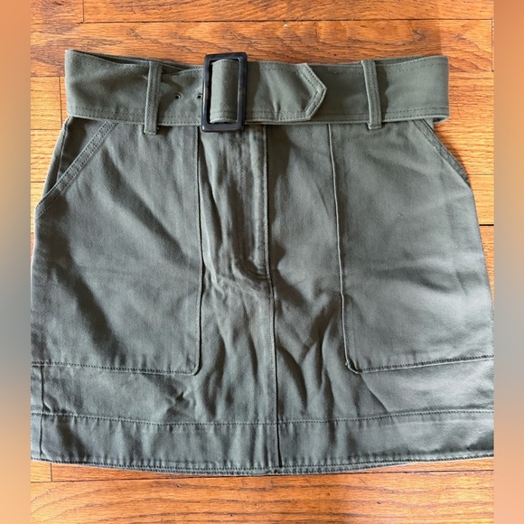 Utility Banana Republic mini skirt - Picture 2 of 7